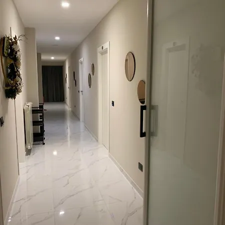 Elite Hotel 3*