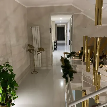 Hotel Elite Varcaturo