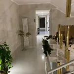 Hotel Elite Varcaturo