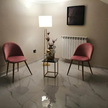 Elite فندق