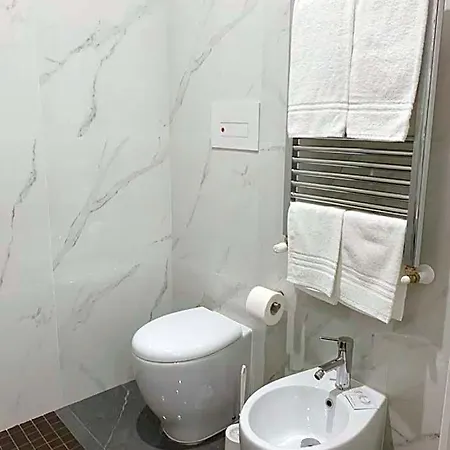 Elite Hotel 3*