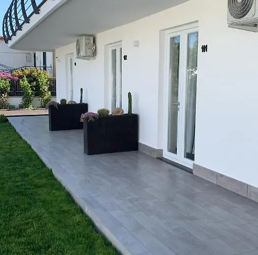 Elite 3* ヴァルカトゥロ