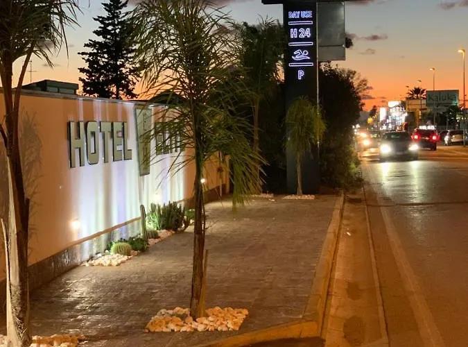 Elite Hotel Varcaturo